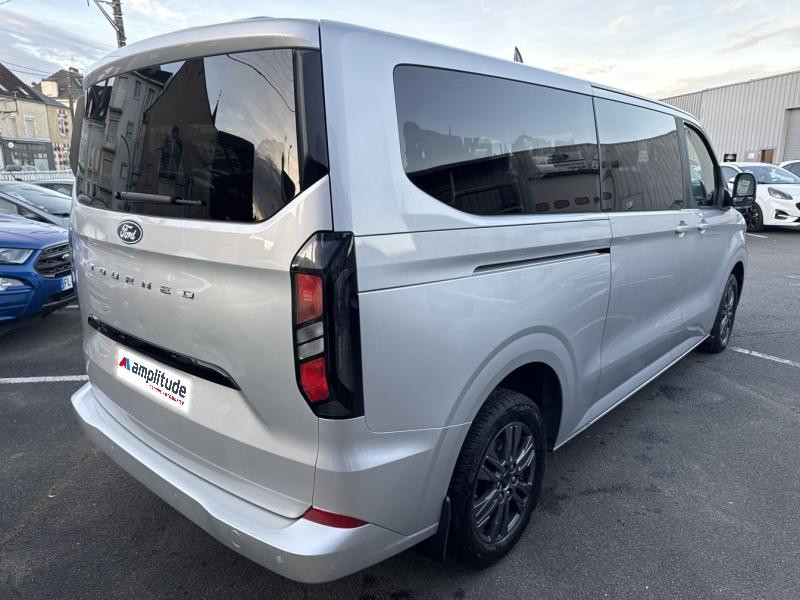 Ford Tourneo 320 L2H1 2.0 EcoBlue 150ch Titanium  occasion � Fleury-les-Aubrais - photo n�5