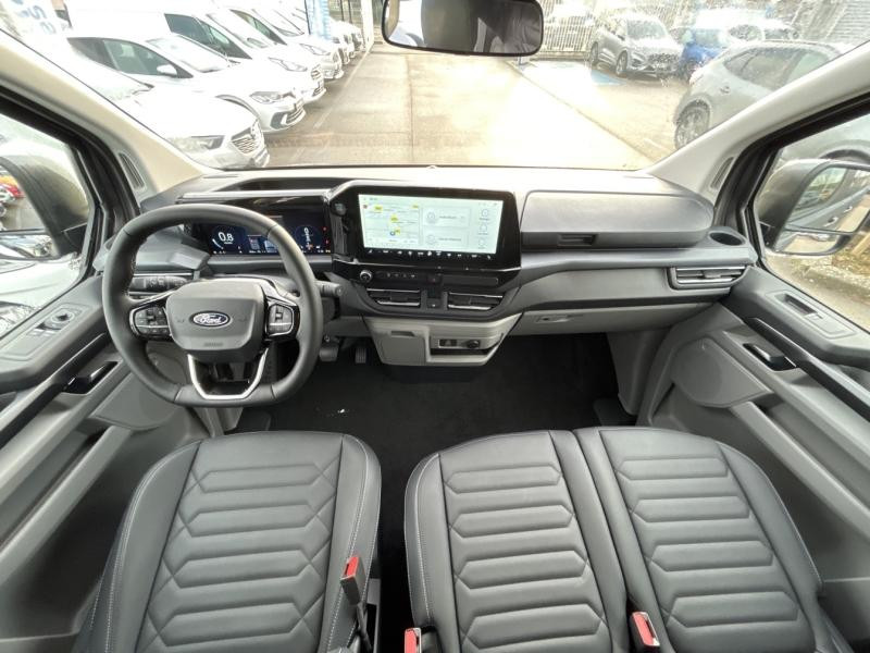 Ford Tourneo 320 L2H1 2.0 EcoBlue 170ch Titanium BVA8  occasion � Beaune - photo n�14