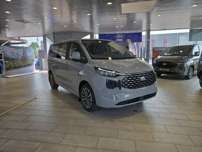 Ford Tourneo 340 L1H1 2.5 Duratec 232ch Hybride rechargeable Titanium X C  occasion à Fleury-les-Aubrais - photo n°3