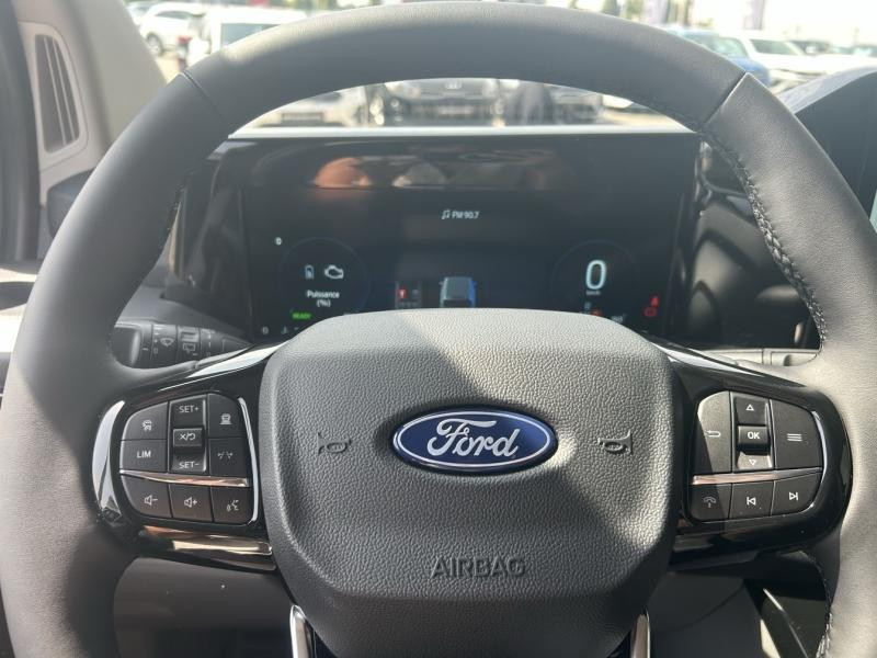 Ford Tourneo 340 L1H1 2.5 Duratec 232ch Hybride rechargeable Titanium X C  occasion  Barberey-Saint-Sulpice - photo n15