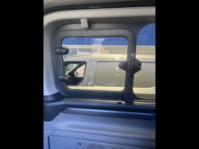 Ford Tourneo 340 L1H1 2.5 Duratec 232ch Hybride rechargeable Titanium X C  occasion  Barberey-Saint-Sulpice - photo n13