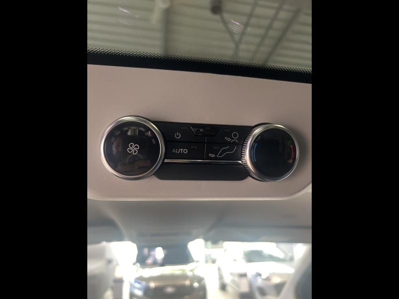 Ford Tourneo 340 L1H1 2.5 Duratec 232ch Hybride rechargeable Titanium X C  occasion  Barberey-Saint-Sulpice - photo n12