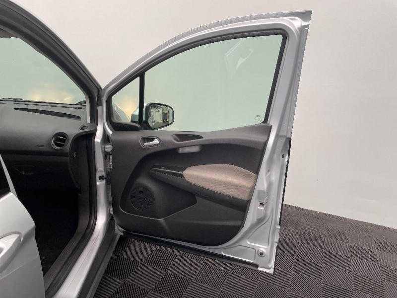 Ford Tourneo Tourneo Courier 1.0 E 100 BV6 S&S Titanium  occasion  Dieppe - photo n19