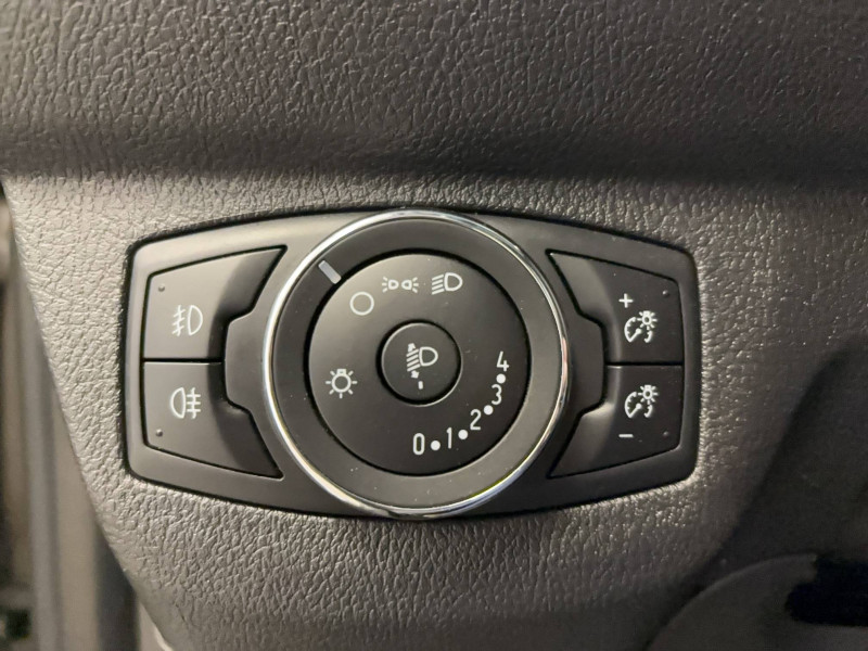 Ford Tourneo Tourneo Courier 1.0 E 100 BV6 S&S  occasion  Fougres - photo n8