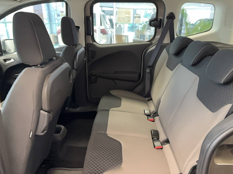 Ford Tourneo Tourneo Courier 1.0 E 100 BV6 S&S  occasion  Fougres - photo n10
