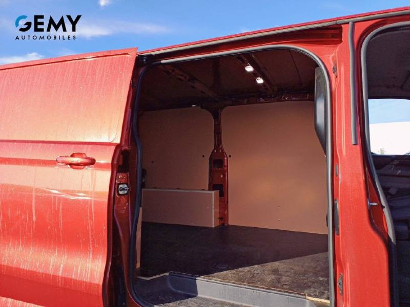 Ford Transit (30) CUSTOM FOURGON 300 L1H1 2.0 ECOBLUE 170 CH BVA8 LIMITED  occasion à CHAMBRAY LES TOURS - photo n°10