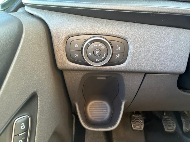 Ford Transit 2.0 EcoBlue mHEV 130 S&S Kombi 320 L2H1 Trend Business 2021 - photo n°20 Ford Transit 2.0 EcoBlue mHEV 130 S&S Kombi 320 L2H1 Trend Business  occasion à Labège - photo n°20