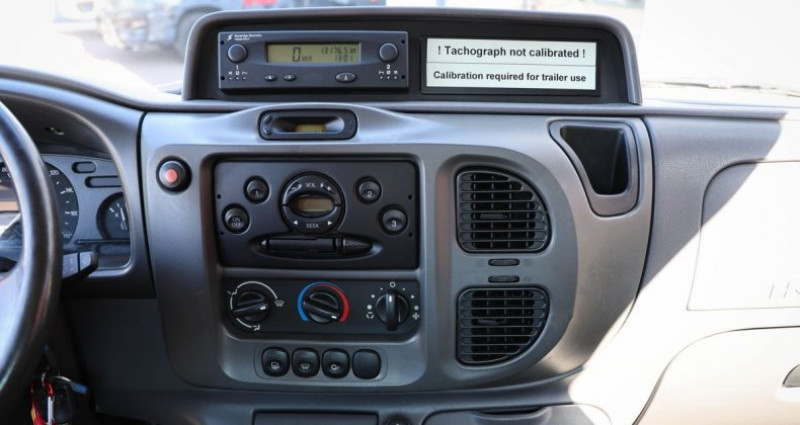 Ford Transit 2.4l Duratorq 120ch porte voiture roues jumel�es 1�re main  occasion � Sarreguemines - photo n�5