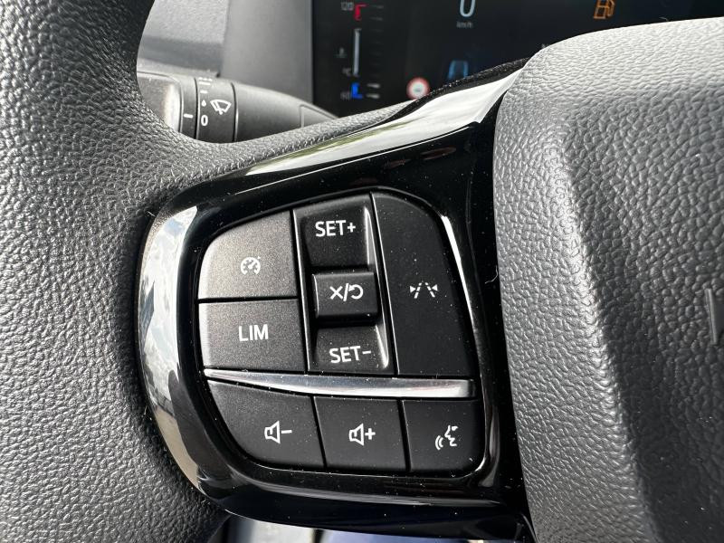 Ford Transit 280 L1H1 2.0 EcoBlue 136ch Trend 2025 - photo n°17 Ford Transit 280 L1H1 2.0 EcoBlue 136ch Trend  occasion à Dijon - photo n°17