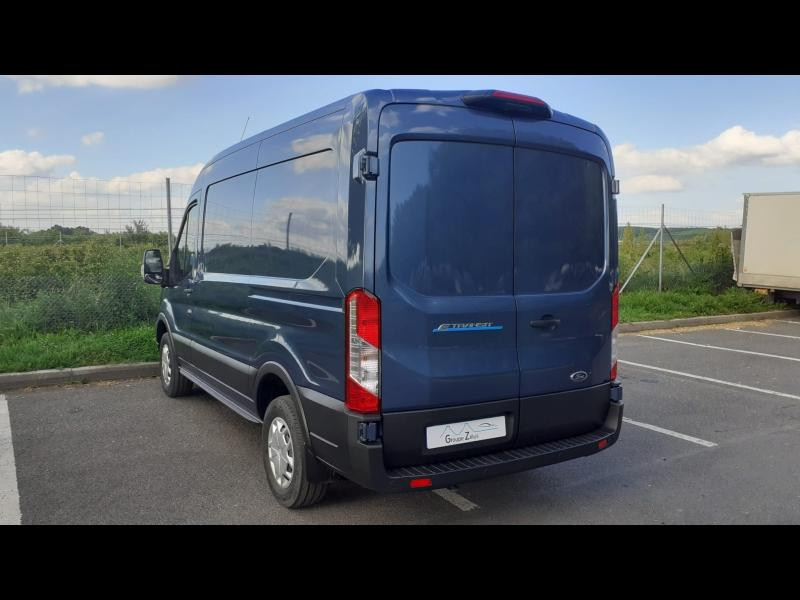 Ford Transit 2T Fg PE 350 L2H2 135 kW Batterie 75/68 kWh Trend Business  occasion  Brie-Comte-Robert - photo n4