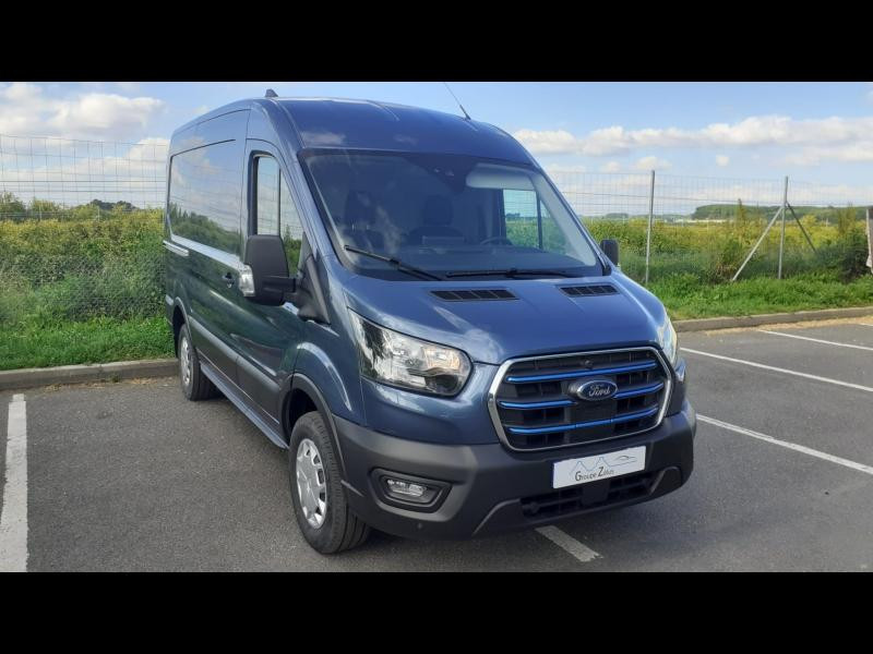 Ford Transit 2T Fg PE 350 L2H2 135 kW Batterie 75/68 kWh Trend Business  occasion  Brie-Comte-Robert - photo n2