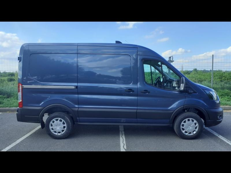 Ford Transit 2T Fg PE 350 L2H2 135 kW Batterie 75/68 kWh Trend Business  occasion  Brie-Comte-Robert - photo n7