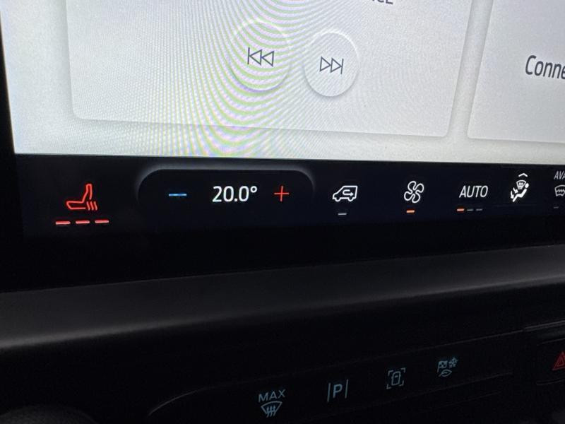 Ford Transit 300 L1H1 2.0 EcoBlue 170ch Cabine Approfondie Limited BVA8  occasion � Fleury-les-Aubrais - photo n�15