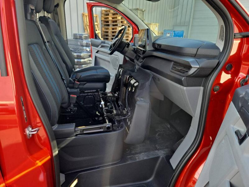 Ford Transit 300 L1H1 2.0 EcoBlue 170ch Sport BVA8  occasion  Fleury-les-Aubrais - photo n19