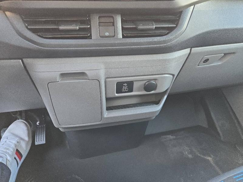 Ford Transit 300 L1H1 2.0 EcoBlue 170ch Sport BVA8  occasion  Fleury-les-Aubrais - photo n16