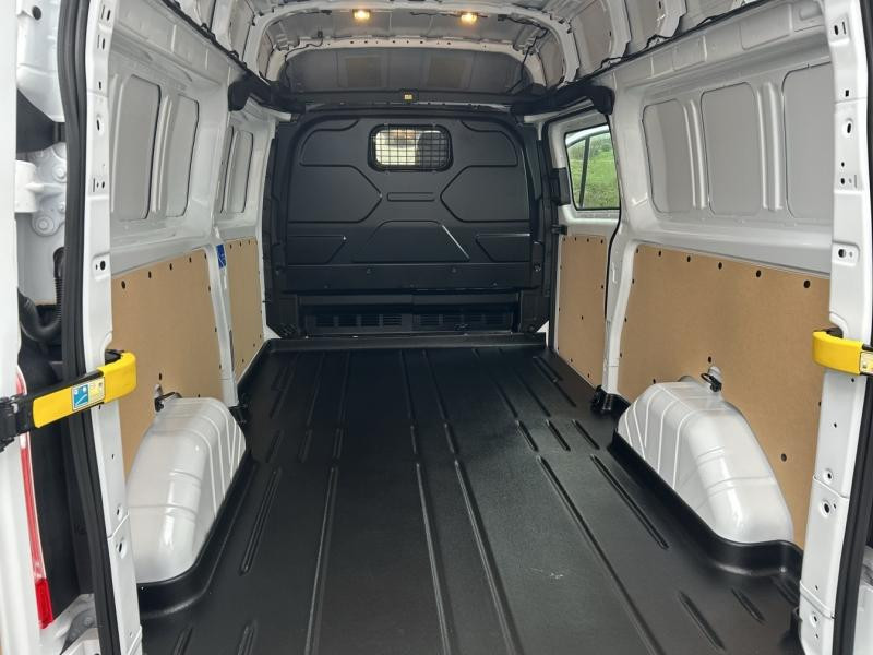Ford Transit 300 L2H2 2.0 EcoBlue 130 S&S Trend Business BVA6 7cv  occasion � Dole - photo n�13