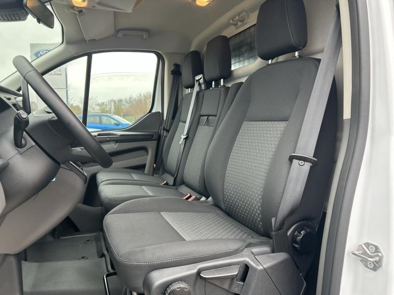 Ford Transit 300 L2H2 2.0 EcoBlue 130 S&S Trend Business BVA6 7cv  occasion � Dole - photo n�10