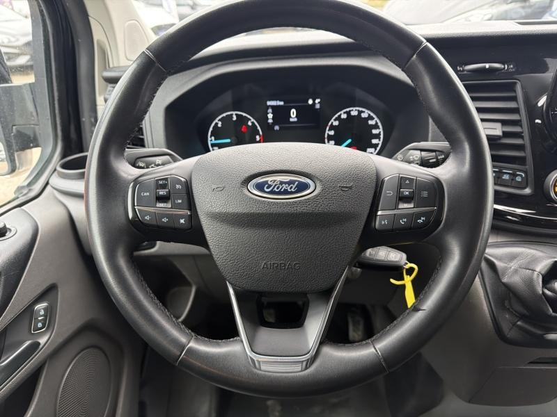 Ford Transit 320 L1H1 2.0 EcoBlue 170 Cabine Approfondie Trail  occasion � Dijon - photo n�15