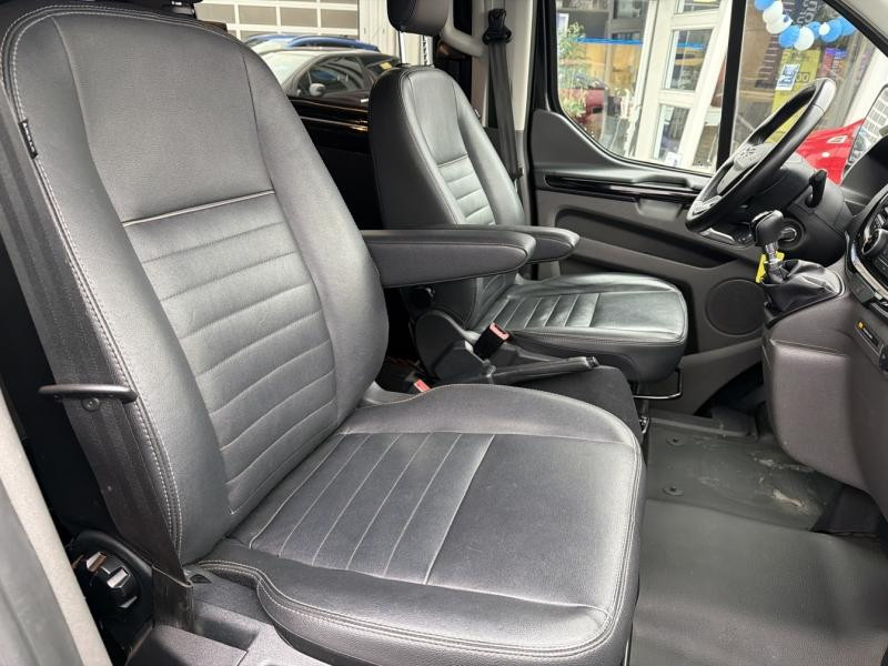 Ford Transit 320 L1H1 2.0 EcoBlue 170 Cabine Approfondie Trail  occasion � Dijon - photo n�11