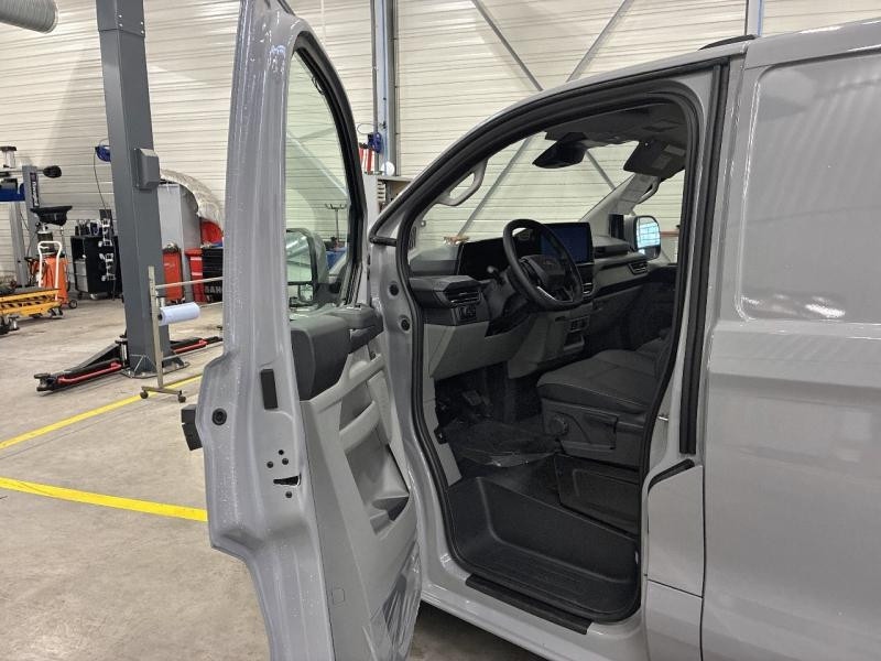 Ford Transit 320 L1H1 2.0 EcoBlue 170ch Limited BVA8  occasion  Glos - photo n9