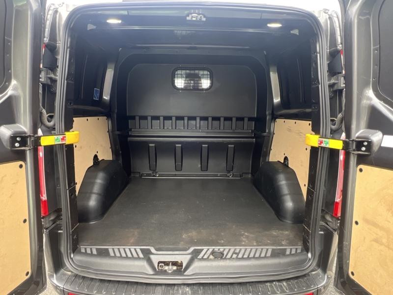 Ford Transit 320 L1H1 2.0 EcoBlue 185 Cabine Approfondie Sport  occasion  Fleury-les-Aubrais - photo n10