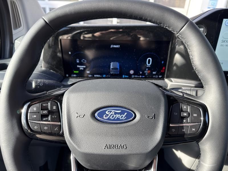 Ford Transit 320 L1H1 2.5 Duratec 232ch Hybride rechargeable Cabine Appro  occasion � Varennes-Vauzelles - photo n�15