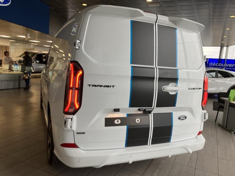 Ford Transit 320 L1H1 2.5 Duratec 232ch Hybride rechargeable Sport CVT  occasion � Fleury-les-Aubrais - photo n�7