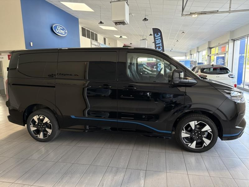 Ford Transit 320 L1H1 2.5 Duratec 232ch Hybride rechargeable Sport CVT  occasion  Chaumont - photo n4