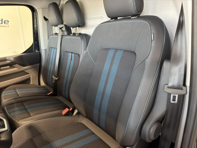 Ford Transit 320 L1H1 2.5 Duratec 232ch Hybride rechargeable Sport CVT  occasion  Chaumont - photo n11