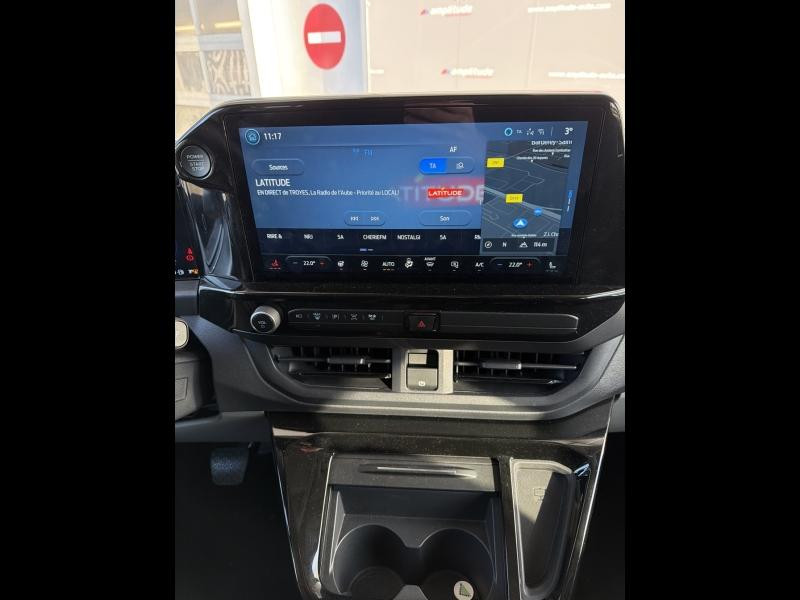 Ford Transit 320 L1H1 2.5 Duratec 232ch Hybride rechargeable Sport CVT  occasion � Barberey-Saint-Sulpice - photo n�16