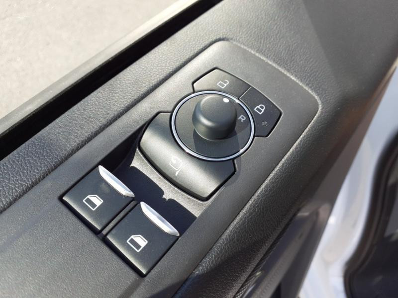 Ford Transit 320 L1H1 2.5 Duratec 232ch Hybride rechargeable Sport CVT  occasion  Saint-L - photo n19