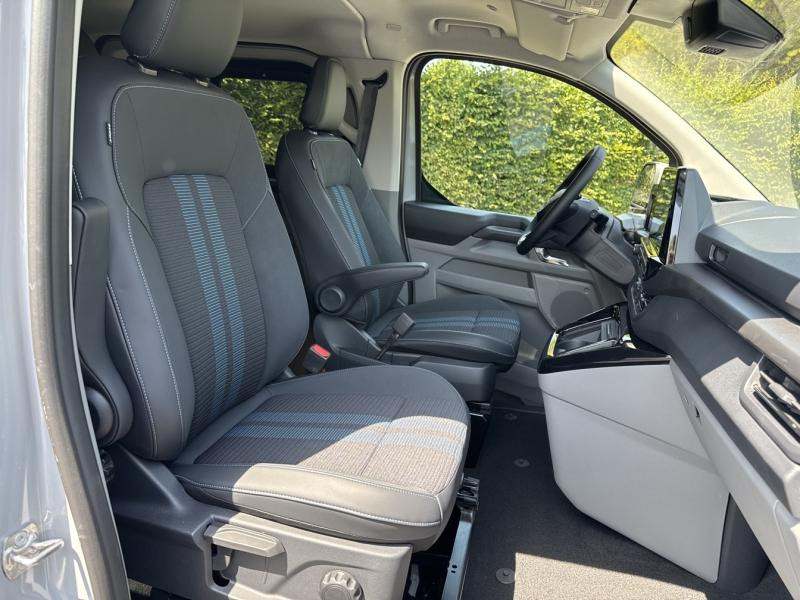 Ford Transit 320 L1H1 2.5 Duratec 232ch Hybride recheargeable Cabine Appr  occasion  Saint-Doulchard - photo n11