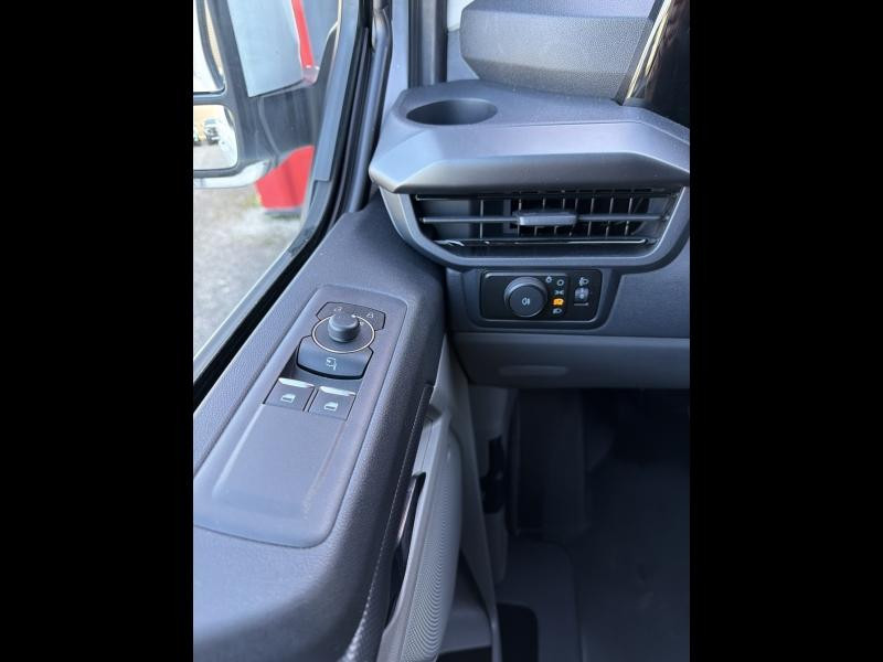 Ford Transit 320 L1H1 Electrique 160 kW 218ch Batterie 64 kWh Sport  occasion � Barberey-Saint-Sulpice - photo n�20
