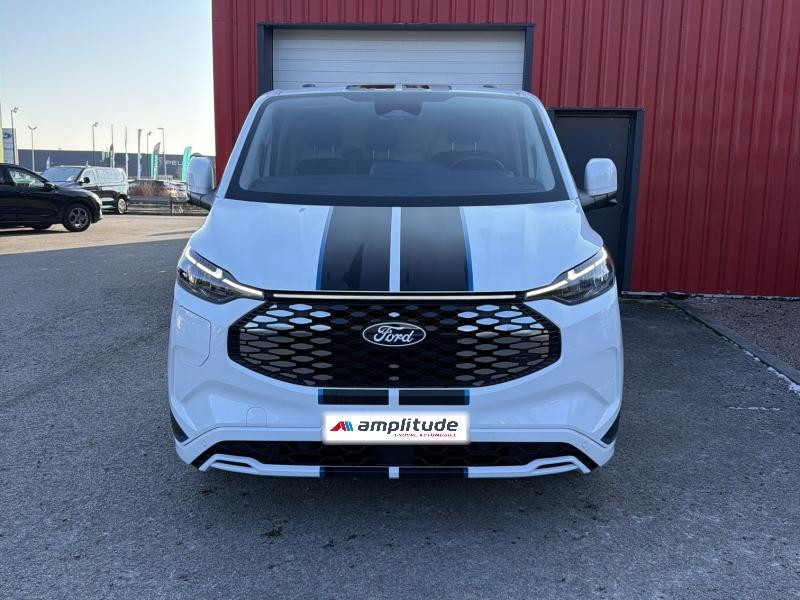 Ford Transit 320 L1H1 Electrique 160 kW 218ch Batterie 64 kWh Sport  occasion � Barberey-Saint-Sulpice - photo n�2