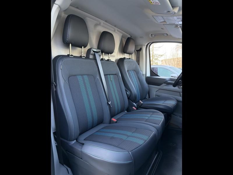 Ford Transit 320 L1H1 Electrique 160 kW 218ch Batterie 64 kWh Sport  occasion � Barberey-Saint-Sulpice - photo n�11