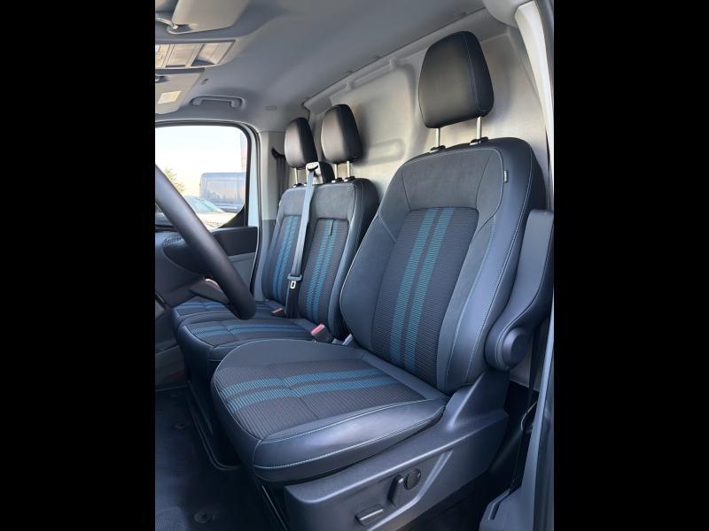 Ford Transit 320 L1H1 Electrique 160 kW 218ch Batterie 64 kWh Sport  occasion � Barberey-Saint-Sulpice - photo n�10
