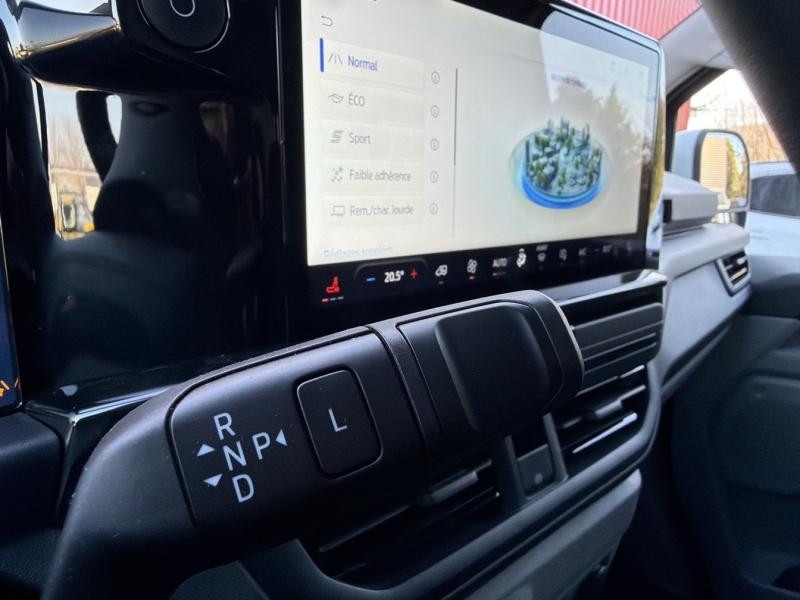 Ford Transit 320 L1H1 Electrique 160 kW 218ch Batterie 64 kWh Sport  occasion � Barberey-Saint-Sulpice - photo n�19