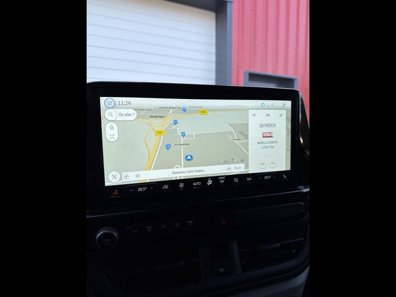 Ford Transit 320 L1H1 Electrique 160 kW 218ch Batterie 64 kWh Sport  occasion � Barberey-Saint-Sulpice - photo n�18