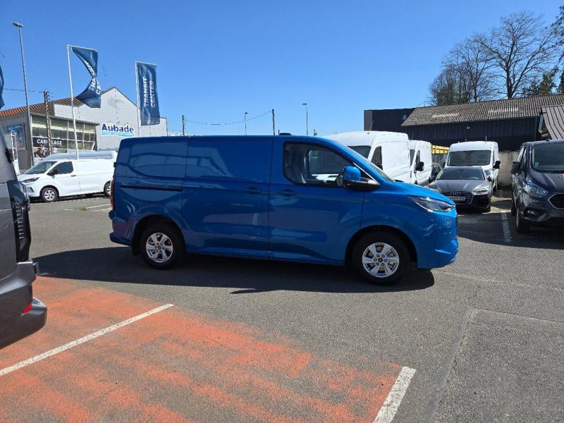Ford Transit 320 L1H1 Electrique 160 kW 218ch Limited  occasion  Fleury-les-Aubrais - photo n4