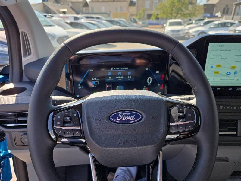 Ford Transit 320 L1H1 Electrique 160 kW 218ch Limited  occasion  Fleury-les-Aubrais - photo n11