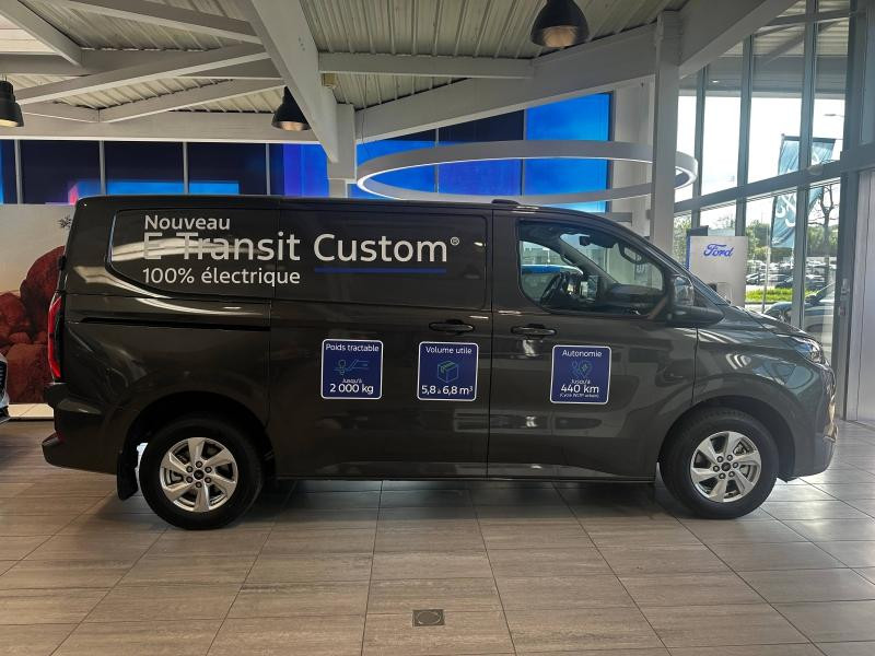 Ford Transit 320 L1H1 Electrique 160 kW 218ch Limited  occasion  Dijon - photo n4
