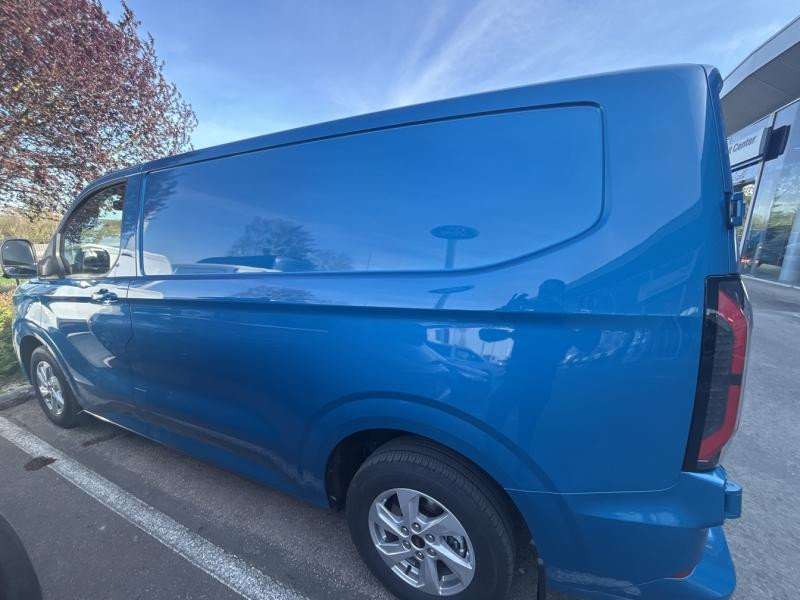 Ford Transit 320 L1H1 Electrique 160 kW 218ch Limited  occasion  Barberey-Saint-Sulpice - photo n8