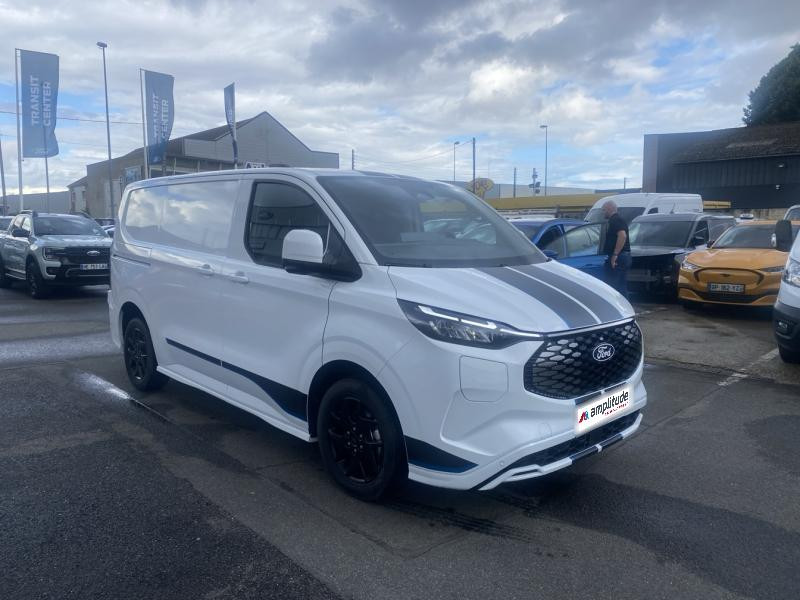 Ford Transit 320 L1H1 Electrique 160 kW 218ch Sport  occasion  Fleury-les-Aubrais - photo n3