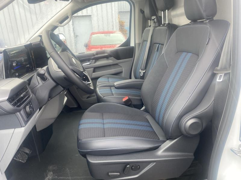 Ford Transit 320 L1H1 Electrique 160 kW 218ch Sport  occasion  Fleury-les-Aubrais - photo n13