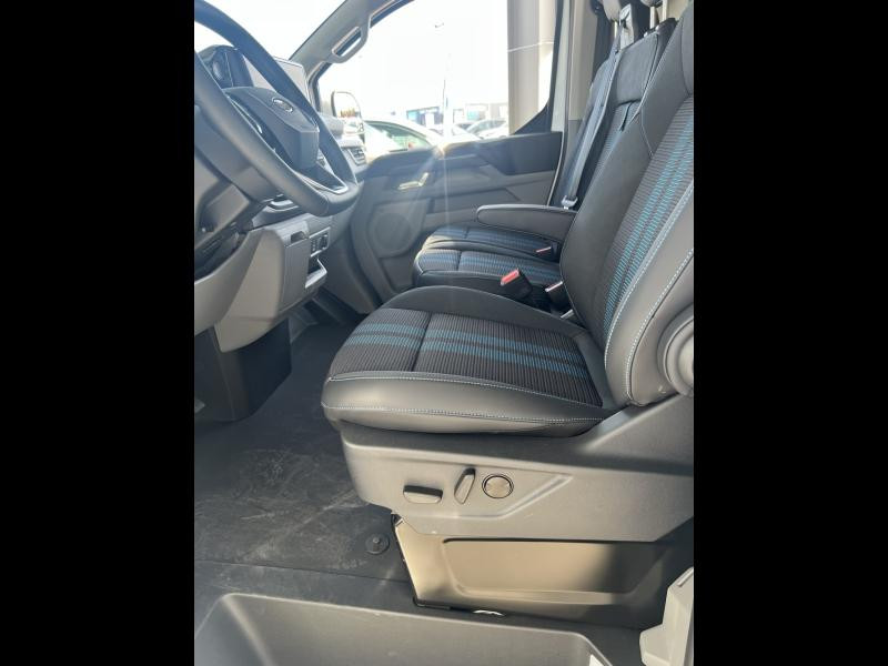 Ford Transit 320 L1H1 Electrique 160 kW 218ch Sport  occasion  Barberey-Saint-Sulpice - photo n20