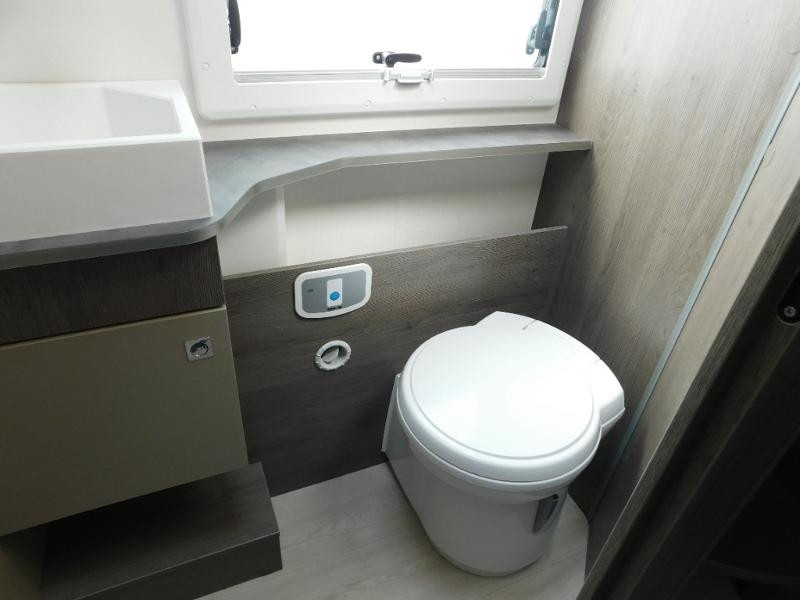 Ford Transit 320 L1H2 2.0 EcoBlue 170 S&S Cabine Approfondie Active BVA6  occasion  Castres - photo n17