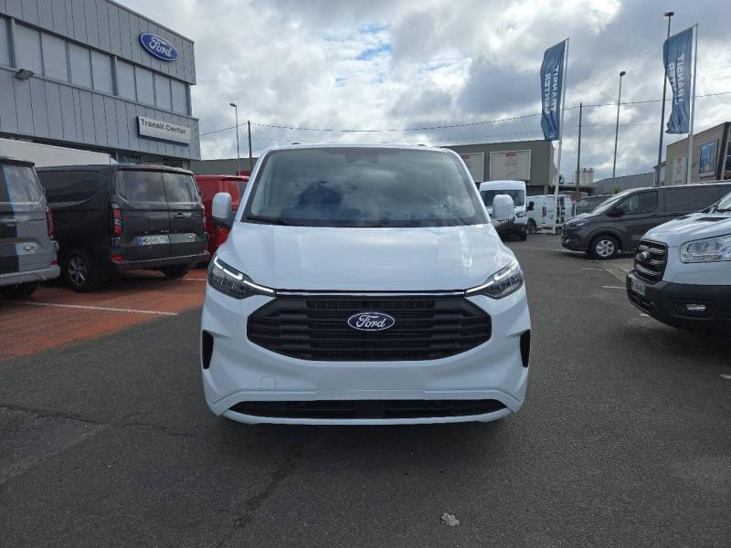 Ford Transit 320 L2H1 2.0 EcoBlue 136ch Limited BVA8  occasion  Fleury-les-Aubrais - photo n2