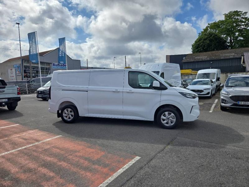 Ford Transit 320 L2H1 2.0 EcoBlue 136ch Limited BVA8  occasion  Fleury-les-Aubrais - photo n4