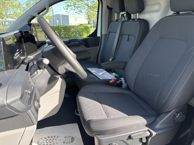Ford Transit 320 L2H1 2.0 EcoBlue 150ch Limited  occasion  Saint-Doulchard - photo n10