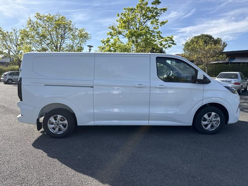 Ford Transit 320 L2H1 2.0 EcoBlue 150ch Limited  occasion  Saint-Doulchard - photo n4